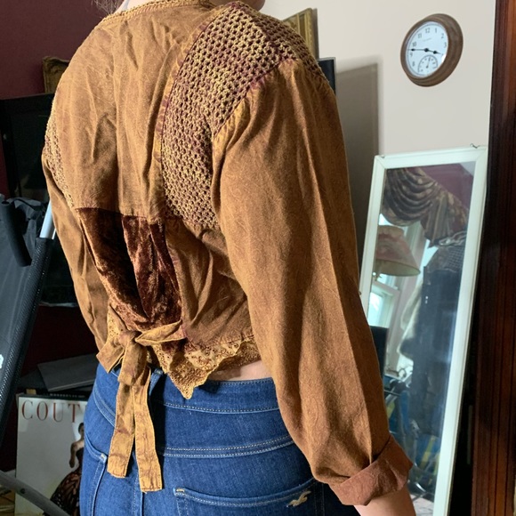 70’s Hippie Crop Top - Picture 6 of 6